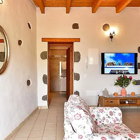 Ξενοδοχείο In With Private Pool Ινχένιο