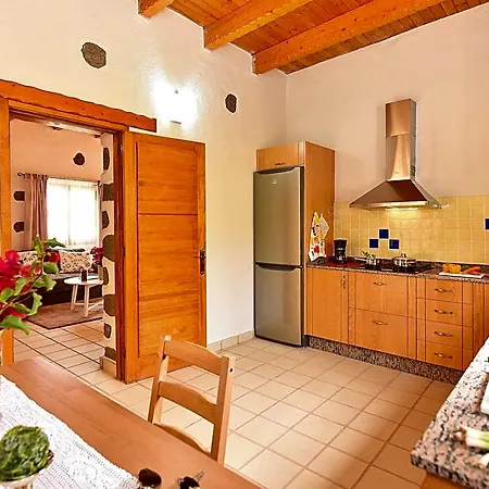 In With Private Pool Hotel 3*