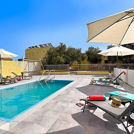 In With Private Pool Hotel